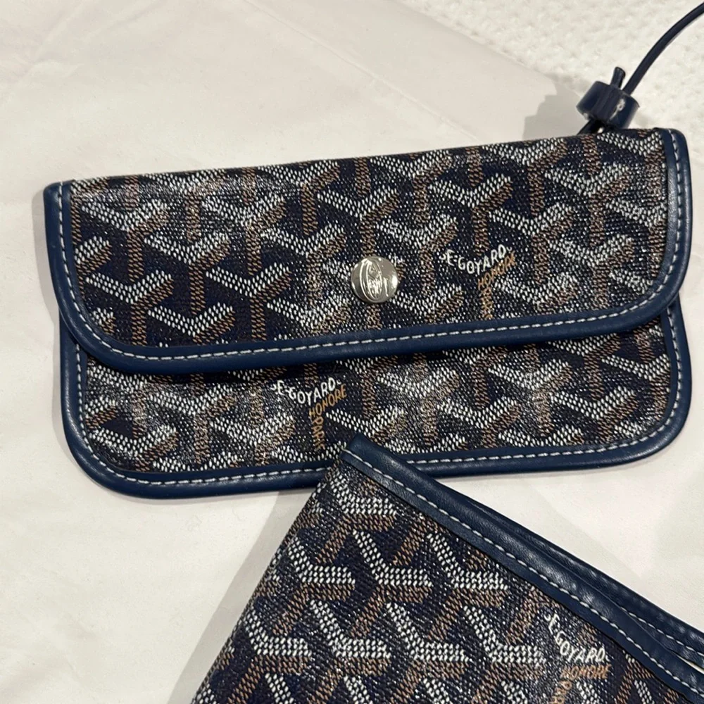 Goyard MM Tote - Picture 2 of 6